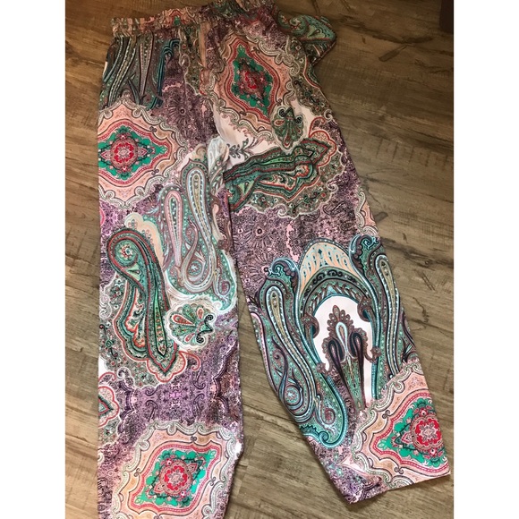 Zara pants - Picture 2 of 7